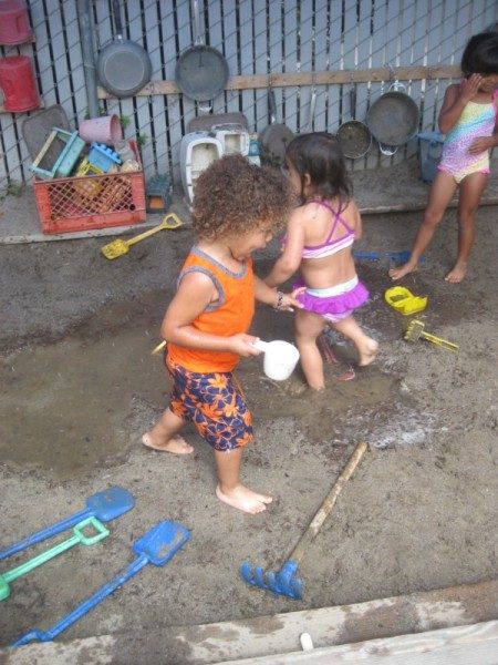 Edgewater Preschool Mud Day (4)