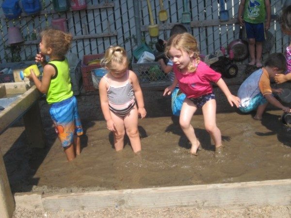 long beach preschool international mud day 2016 (2)