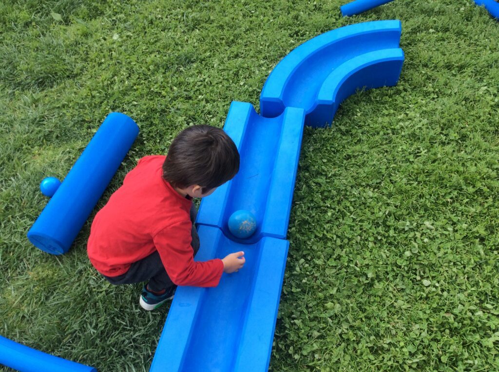 daycare outdoor classroom 