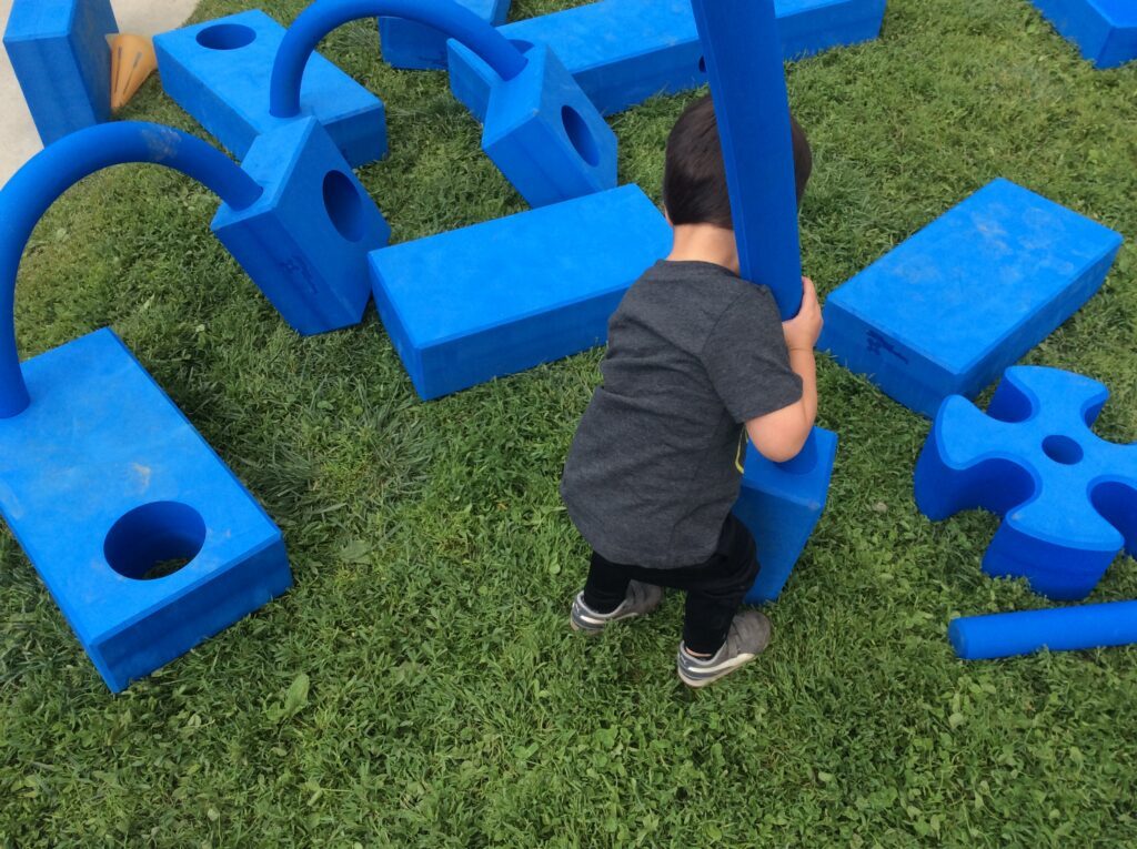 daycare outdoor classroom 