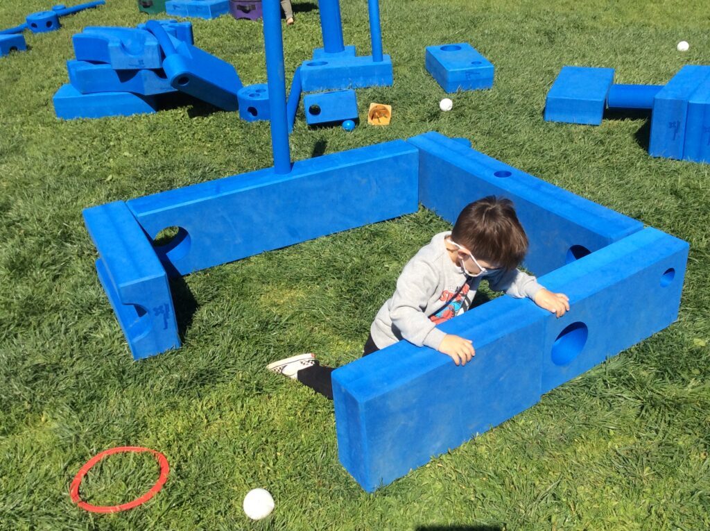 daycare outdoor classroom 